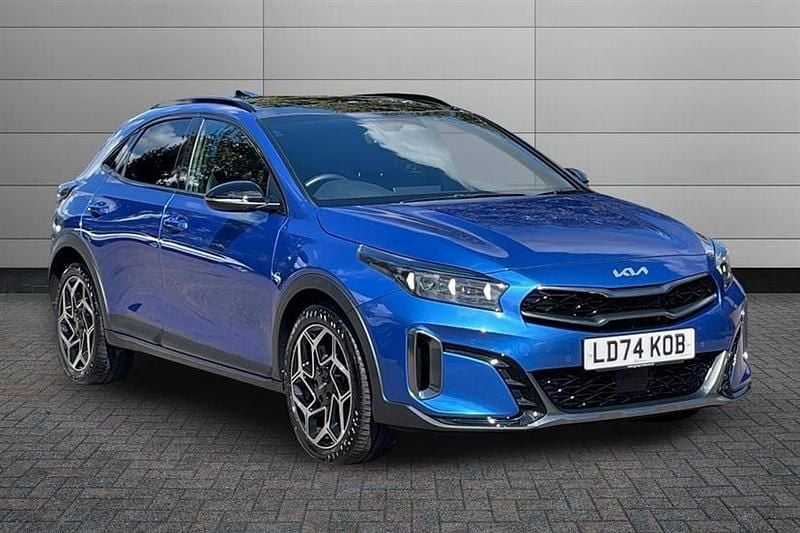 Blue flame Used 2025 Kia XCeed 2 SUV | £27,350 - Image 1/2