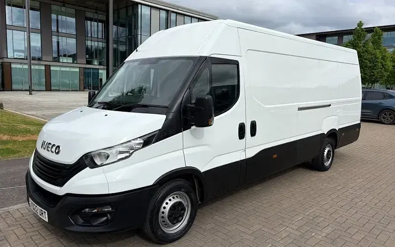 Begagnad Iveco Daily 136 HK (100 kW) 2023 Van