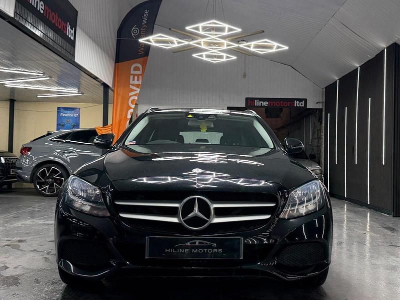 Used Mercedes C200 SE 2015 Black Estate