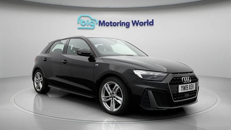 Used Audi A1 Sportback S-Line 150 HP (110 kW) 2019 Black Hatchback