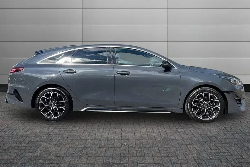 Used Kia ProCeed GT-Line 138 HP (101 kW) 2024 Grey Estate
