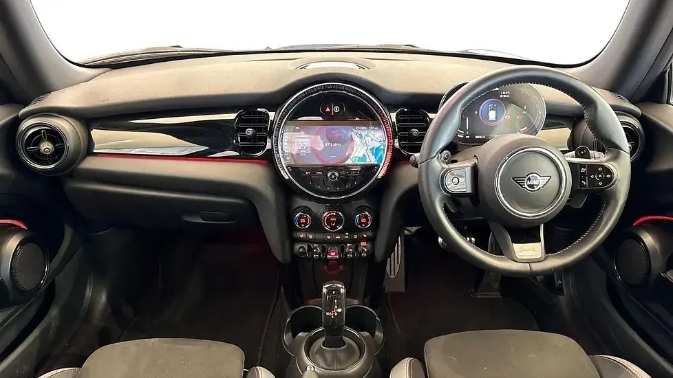 Used Mini John Cooper Works Hatch 228 HP (167 kW) 2023 Green Hatchback