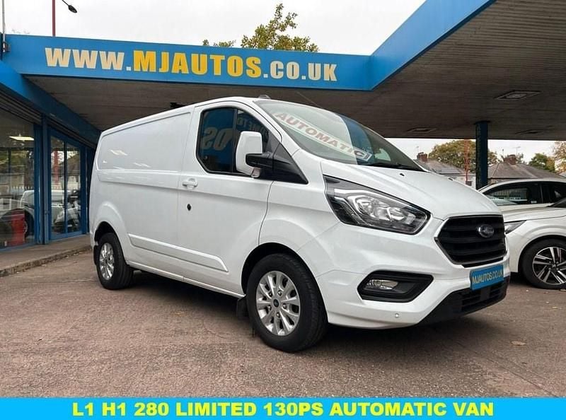 Used Ford Transit Custom Limited 130 HP (95 kW) 2020 White Van