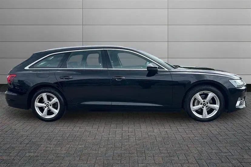 Begagnad Audi A6 Sport 204 HK (150 kW) 2022 Svart Kombi