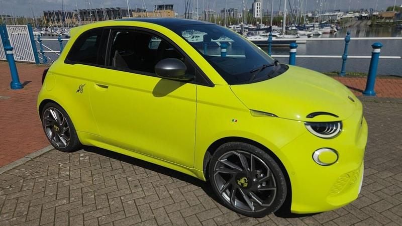Used Abarth 500e 114 kW (155 HP) 2024 Green Hatchback
