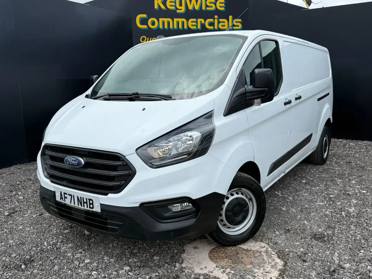 Used Ford Transit Custom S 105 HP (77 kW) 2021 White Van