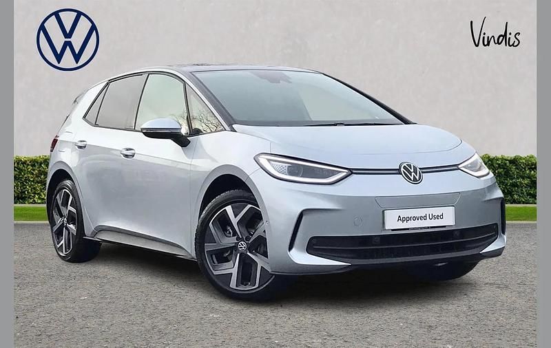 Used VW ID.3 Pro 147 kW (200 HP) 2025 Silver Hatchback