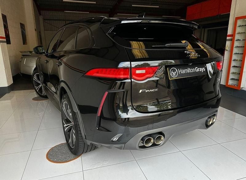 Used Jaguar F-Pace Supercharged 550 HP (404 kW) 2019 Black SUV