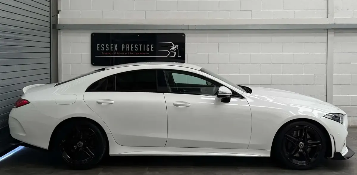 Käytetty Mercedes CLS350 AMG line 2019 Valkoinen Coupe - kaksiovinen