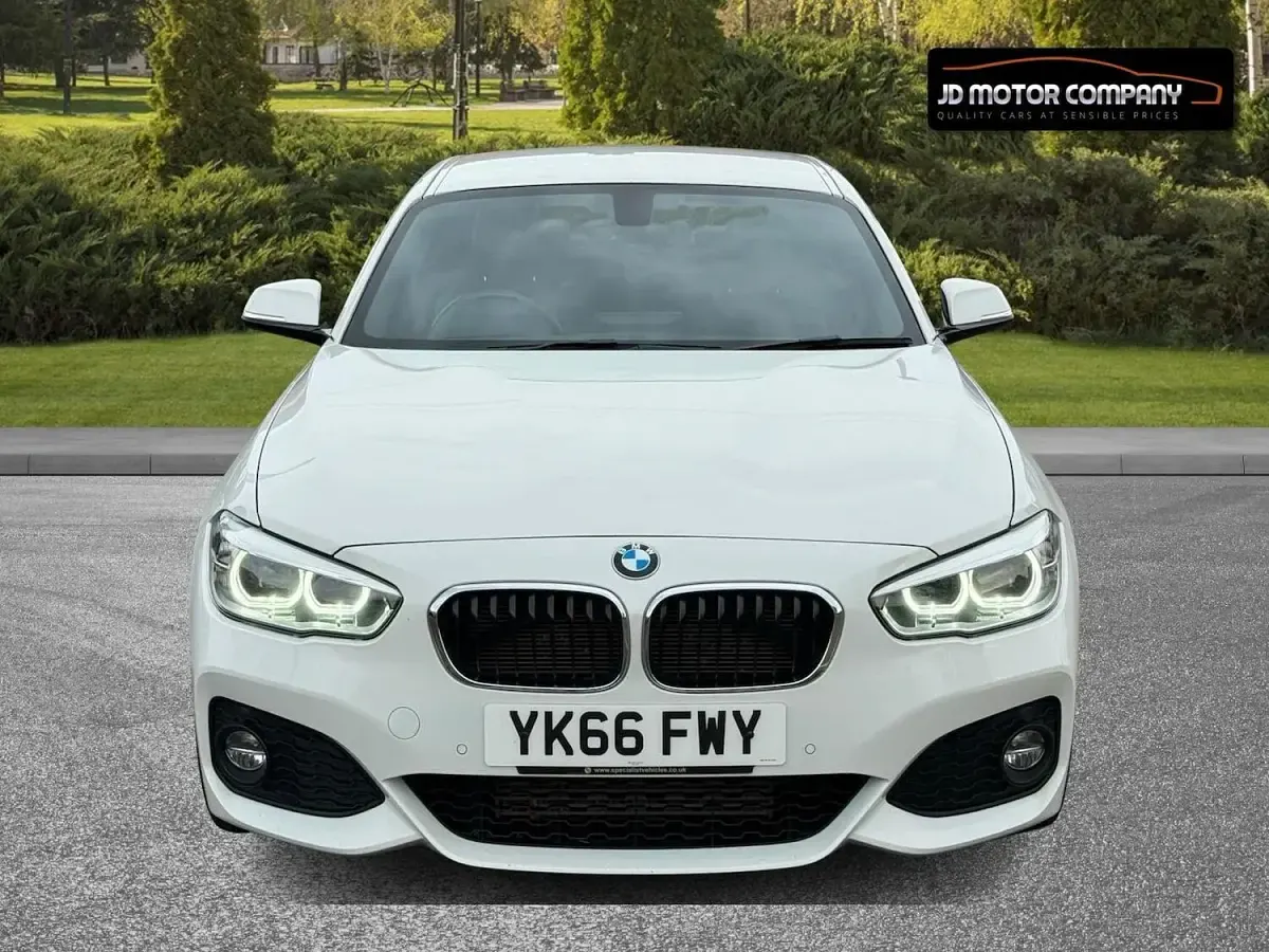 Used BMW 120 M Sport 190 HP (139 kW) 2016 White Hatchback