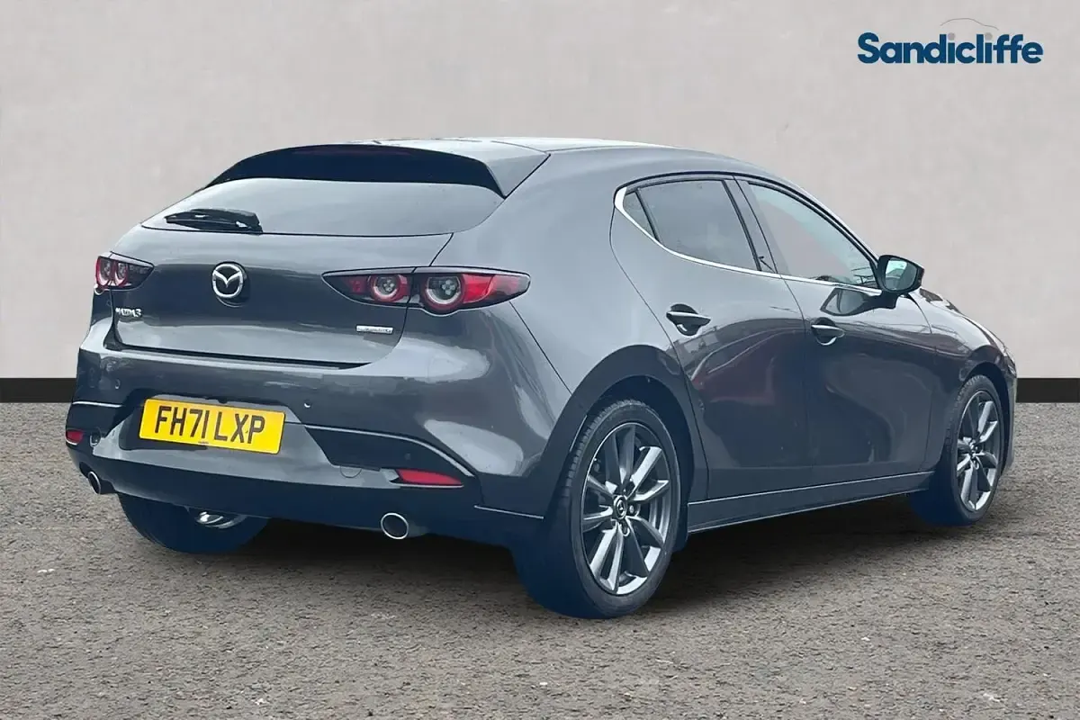 Used Mazda 3 Inclusive 122 HP (89 kW) 2022 Grey Hatchback