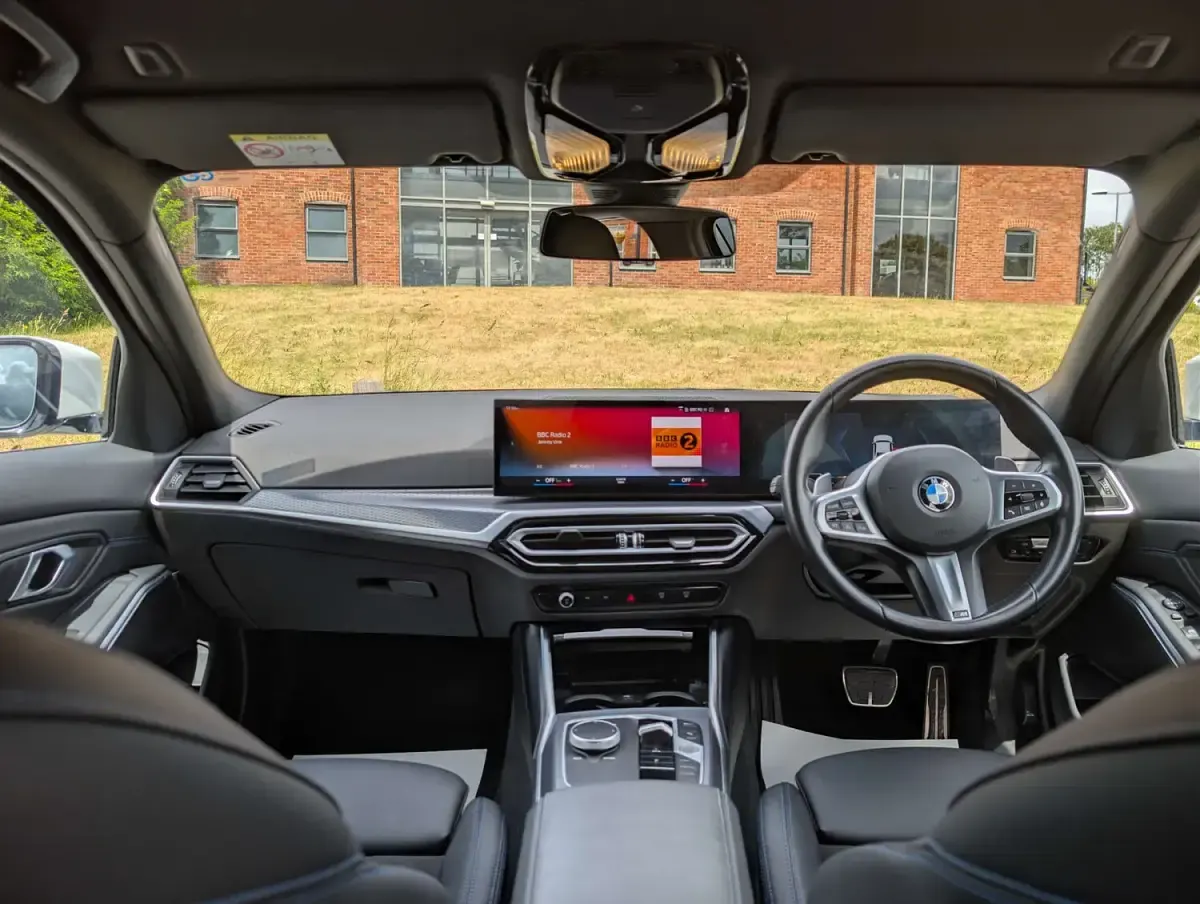 Used BMW 320 M Sport 2023 White Sedan
