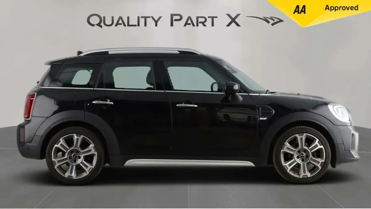 Used Mini Cooper Countryman Exclusive 136 HP (100 kW) 2022 Black SUV