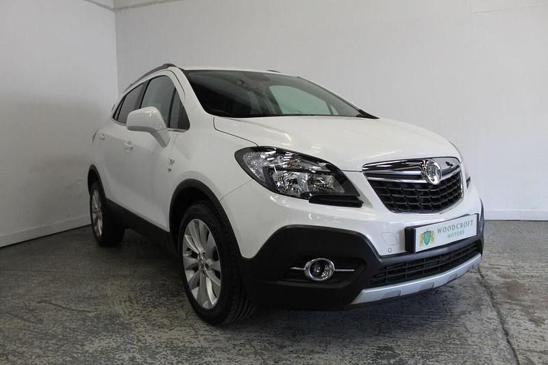 White Used 2015 Vauxhall Mokka S SUV | £4,995 (Fair price) - Image 1/3