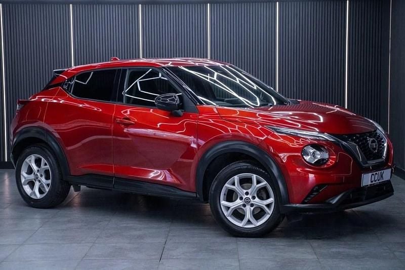 Used Nissan Juke N-Connecta 117 HP (86 kW) 2019 Red SUV