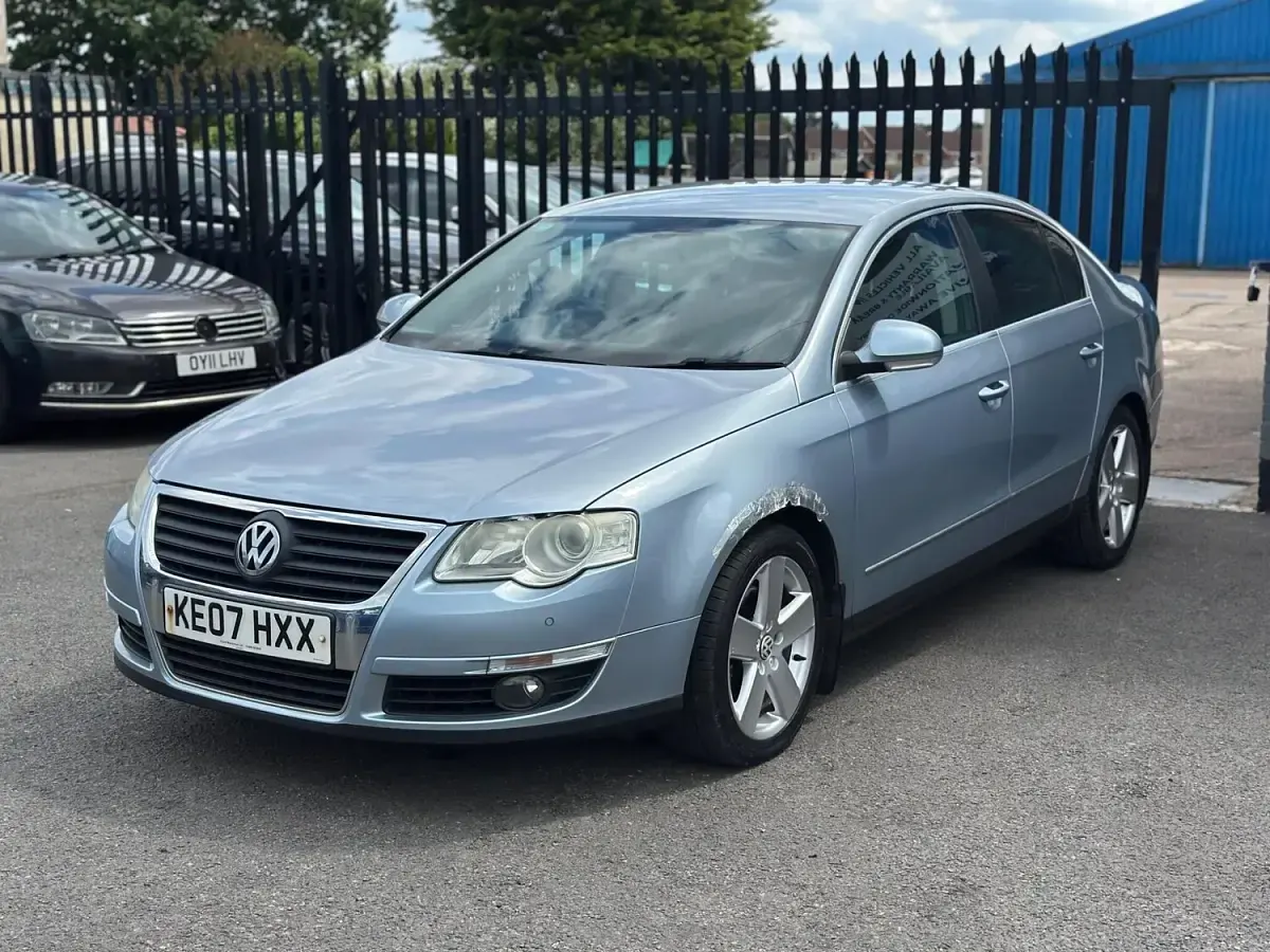 Used VW Passat Sport 170 HP (125 kW) 2007 Blue/silver Sedan