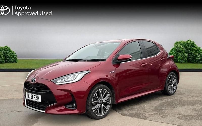 Used Toyota Yaris Hybrid 116 HP (85 kW) 2024 Hatchback
