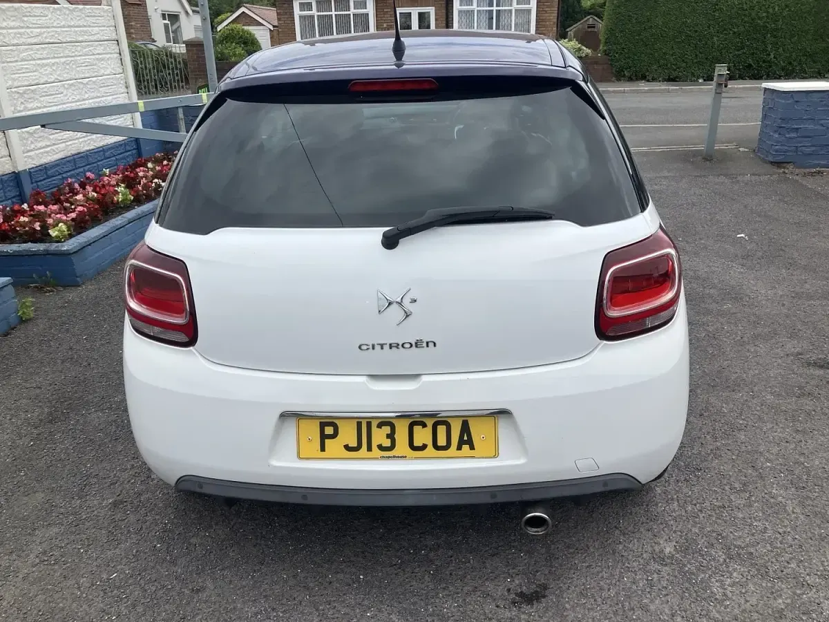 Used Citroën DS3 120 HP (88 kW) 2013 White Hatchback