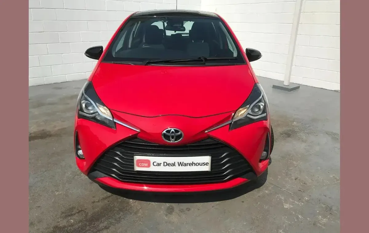 Used Toyota Yaris 109 HP (80 kW) 2019 Red Hatchback