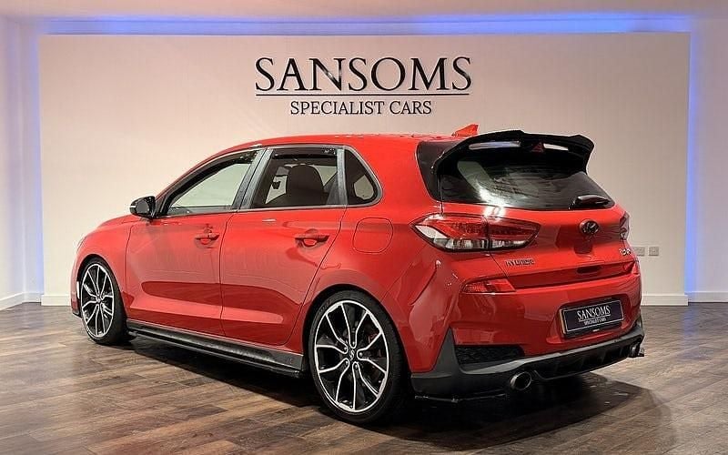 Used Hyundai i30 N Performance 275 HP (202 kW) 2019 Red Hatchback