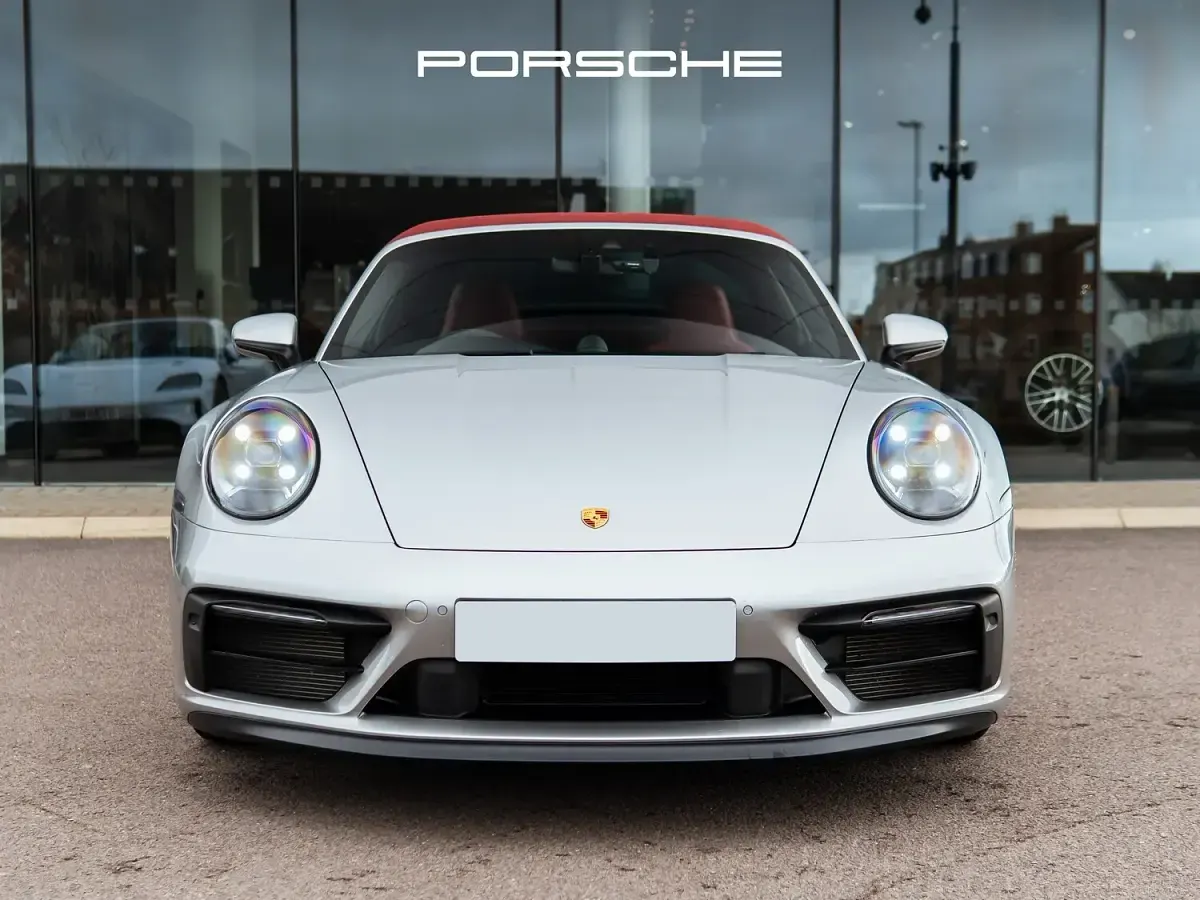 Used Porsche 992 480 HP (353 kW) 2022 Gt silver metallic Cabriolet