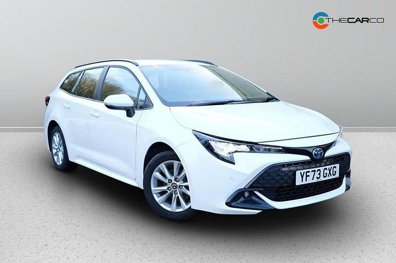 White Used 2023 Toyota Corolla Estate | £20,975 (Fair price) - Image 1/3