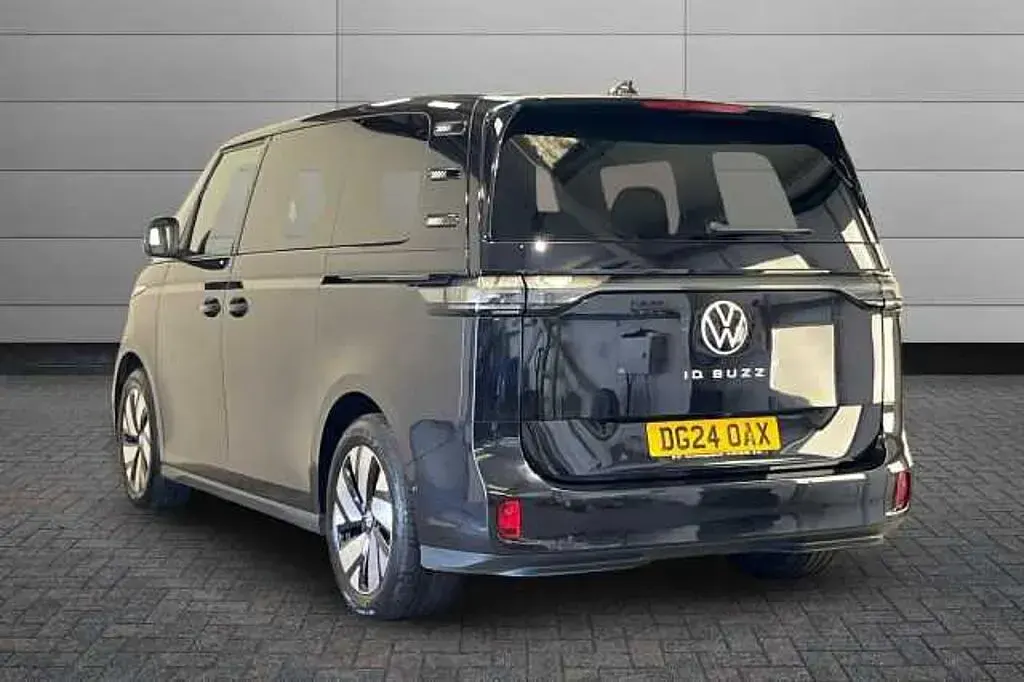 Usado VW ID. Buzz Pro 150 kW (204 CV) 2024 Negro Monovolumen