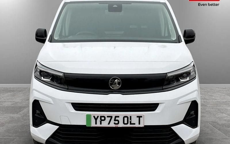 Used Vauxhall Combo 100 kW (136 HP) 2026 MPV