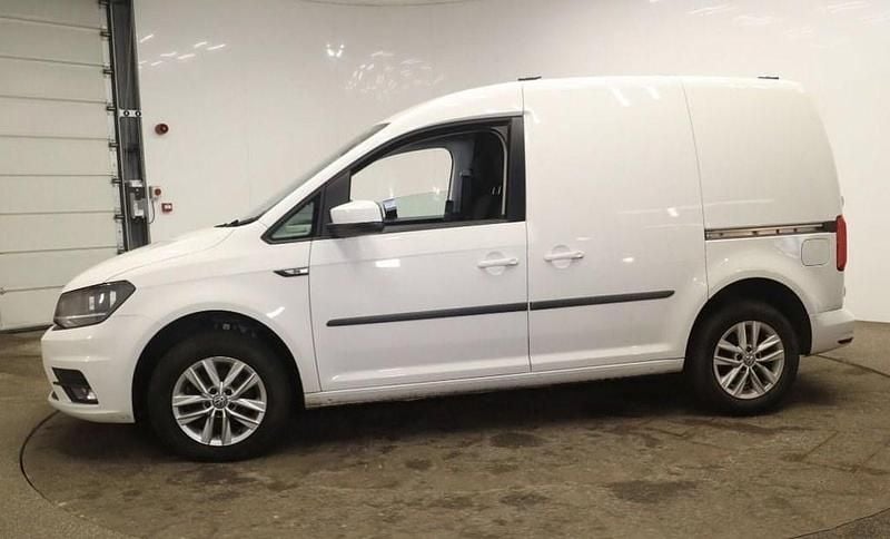 White Used 2020 VW Caddy Highline MPV | £10,490 (Good price) - Image 1/1