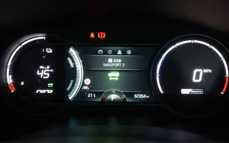 Used Kia e-Niro Plus 150 kW (204 HP) 2022 Red SUV