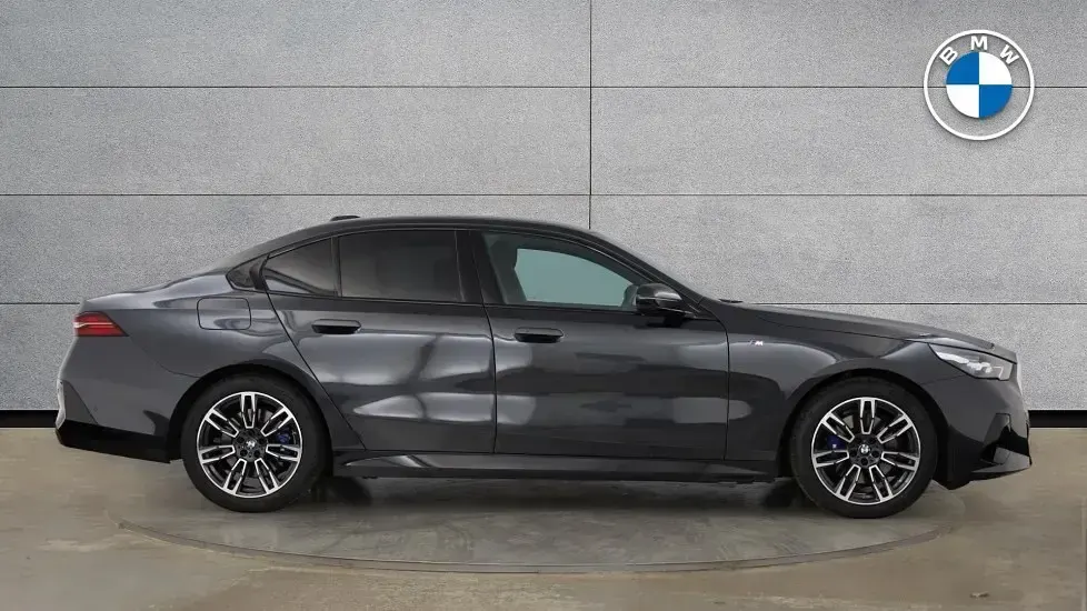 Used BMW 520 M Sport 205 HP (150 kW) 2025 Grey