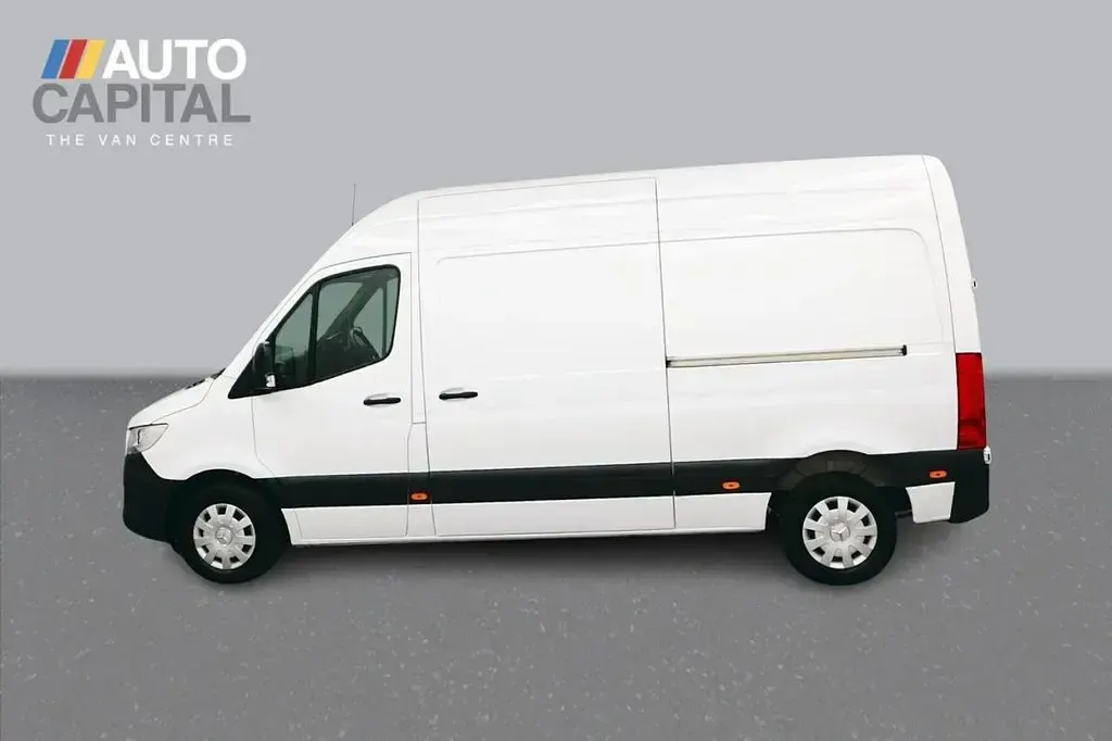 Used Mercedes Sprinter Premium 150 HP (110 kW) 2023 White Van
