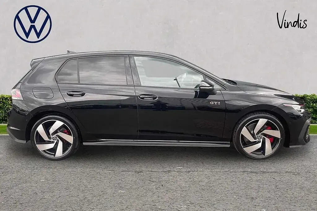 Used VW Golf VIII GTI 265 HP (194 kW) 2026 Black Hatchback