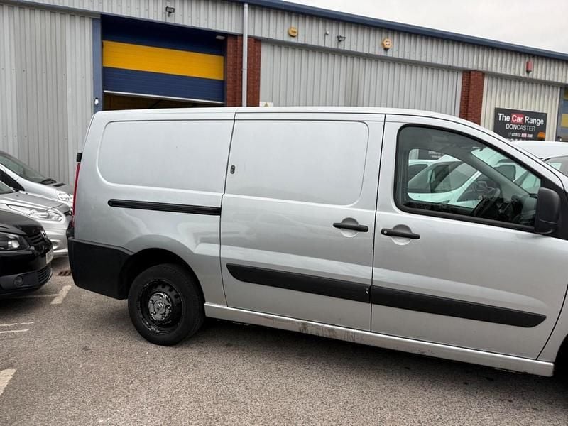 Used Citroën Dispatch 2016 Silver MPV
