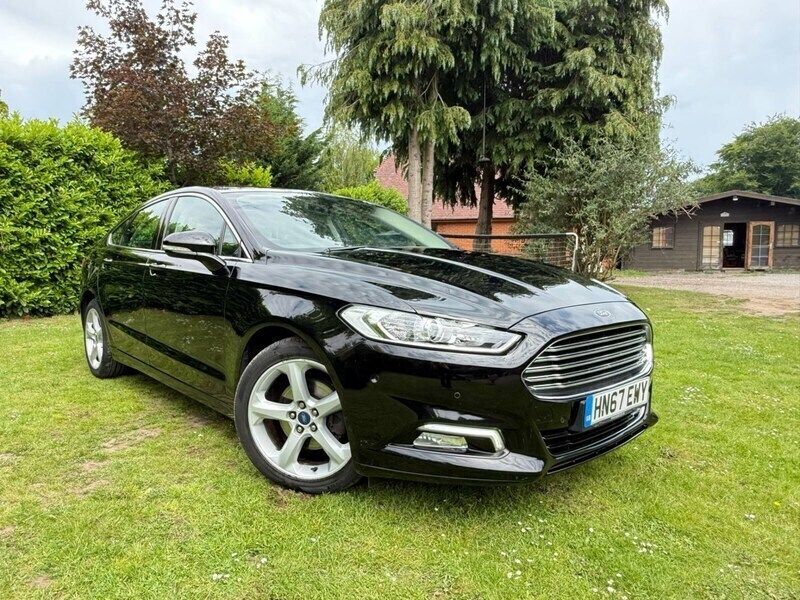 Black Used 2017 Ford Mondeo Titanium Hatchback | £7,450 (Fair price) - Image 1/4