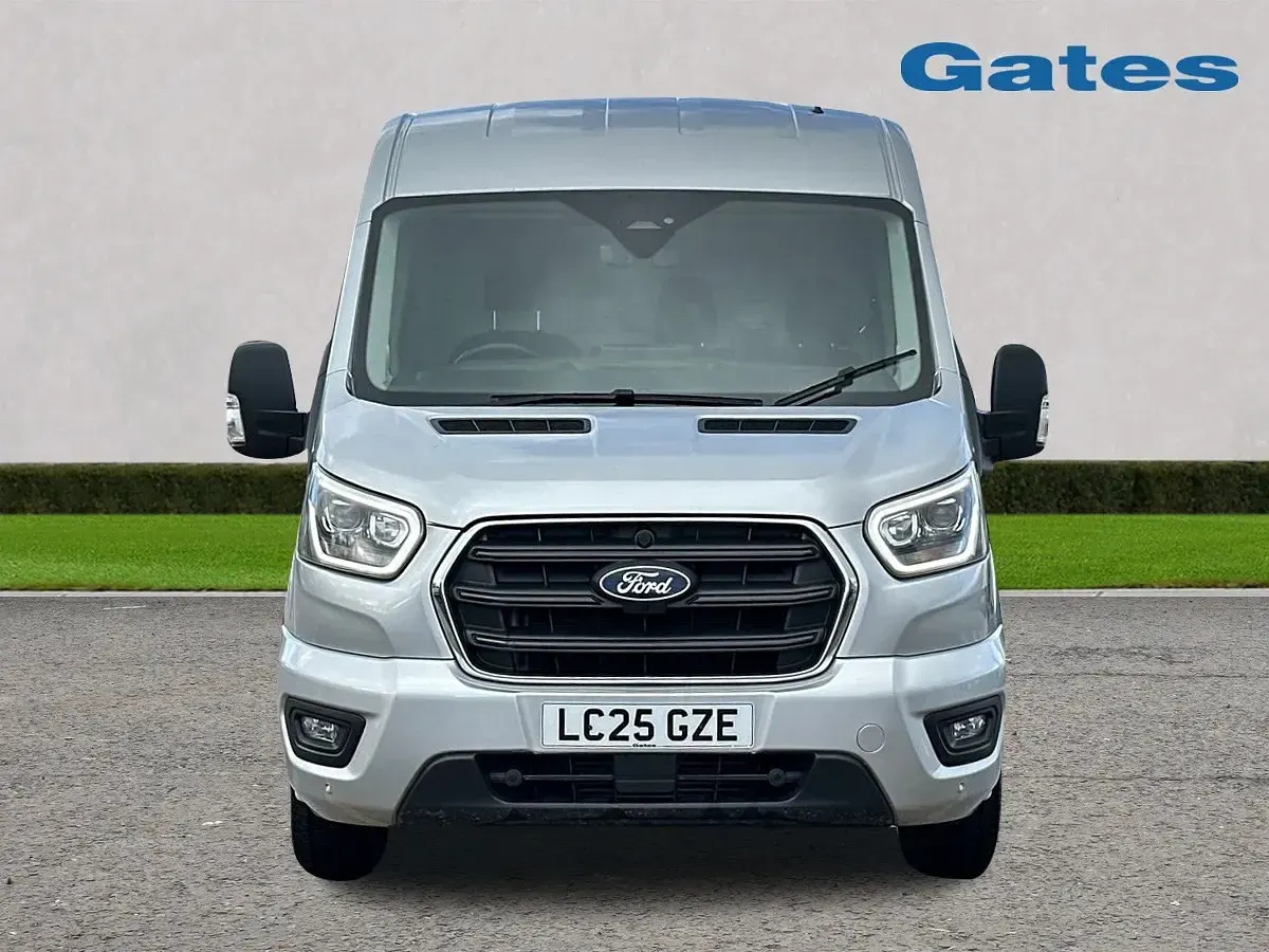 Begagnad Ford Transit Limited 165 HK (121 kW) 2025 Silver Van