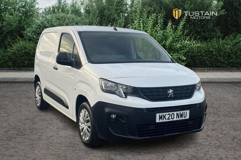 White Used 2020 Peugeot Partner S MPV | £8,999 (Good price) - Image 1/4