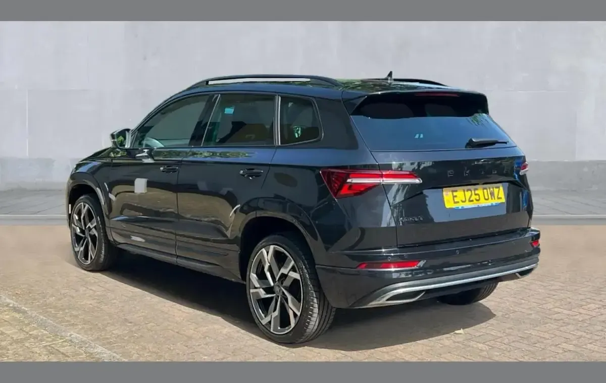 Used Skoda Karoq SportLine 150 HP (110 kW) 2025 Black SUV