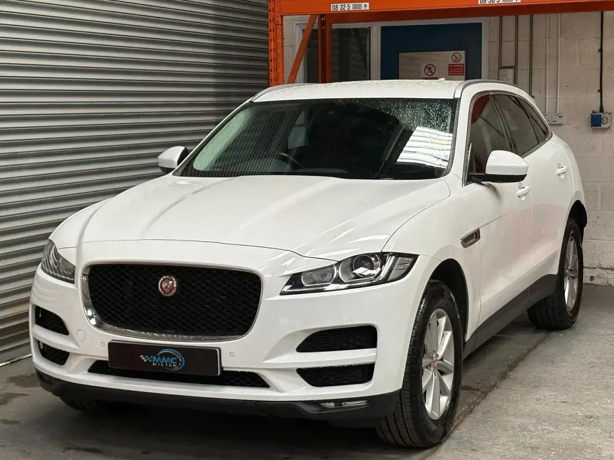 Used Jaguar F-Pace Prestige 2019 White SUV