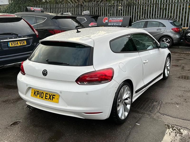 Begagnad VW Scirocco GT 2010 Vit Sportkupé