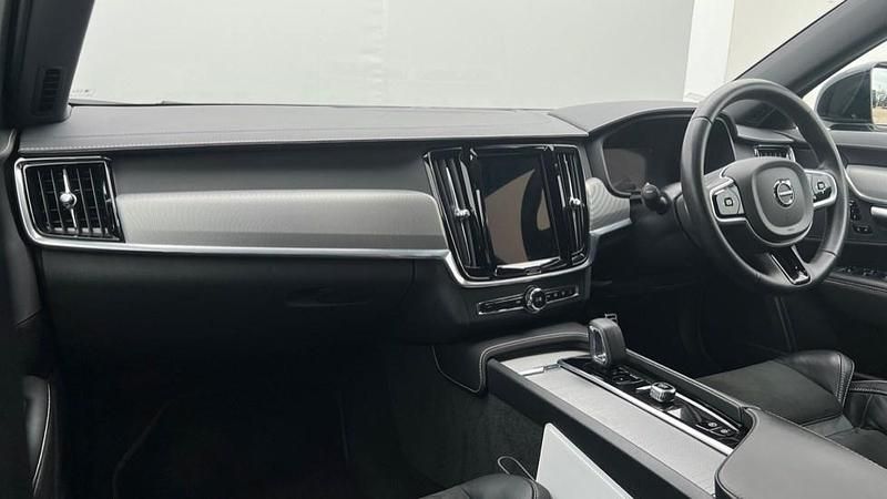 Image 4/4