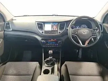 Used Hyundai Tucson SE 132 HP (97 kW) 2018 Blue SUV