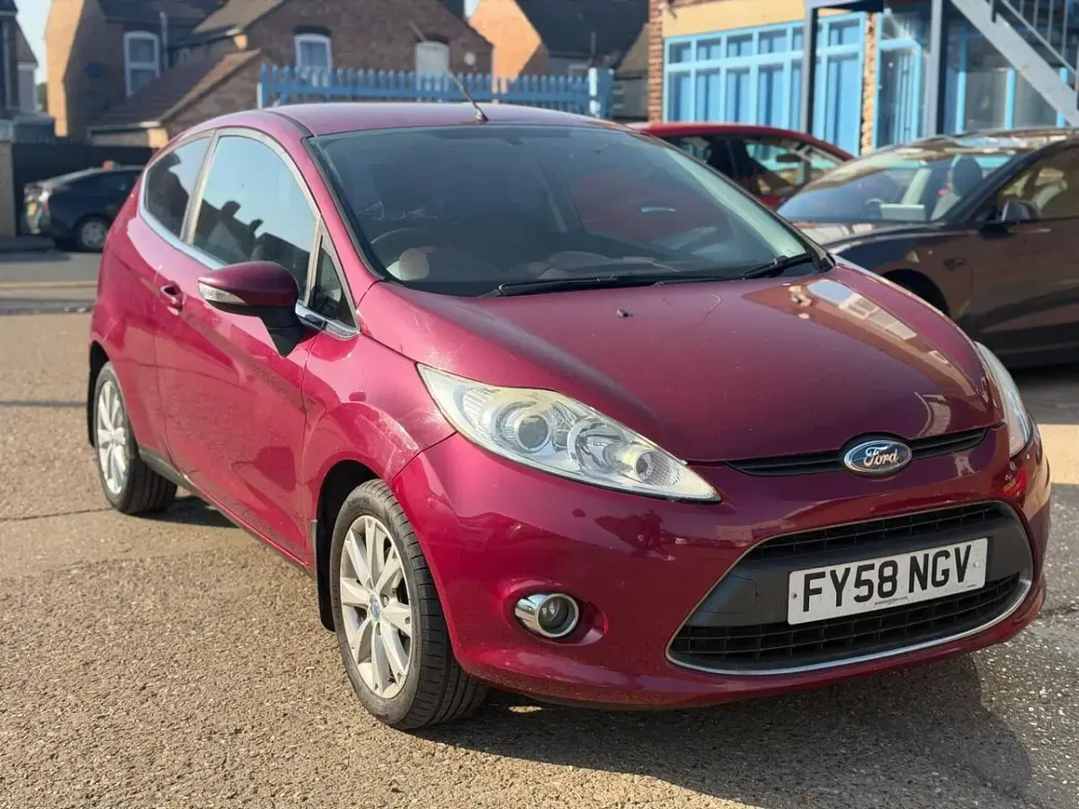 Used Ford Fiesta Zetec 2008 Red Hatchback