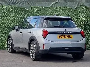 Used Mini Cooper Classic 114 kW (156 HP) 2025 Silver Hatchback