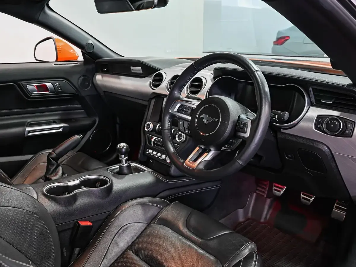 Used Ford Mustang GT Fastback 2021 Orange Coupe