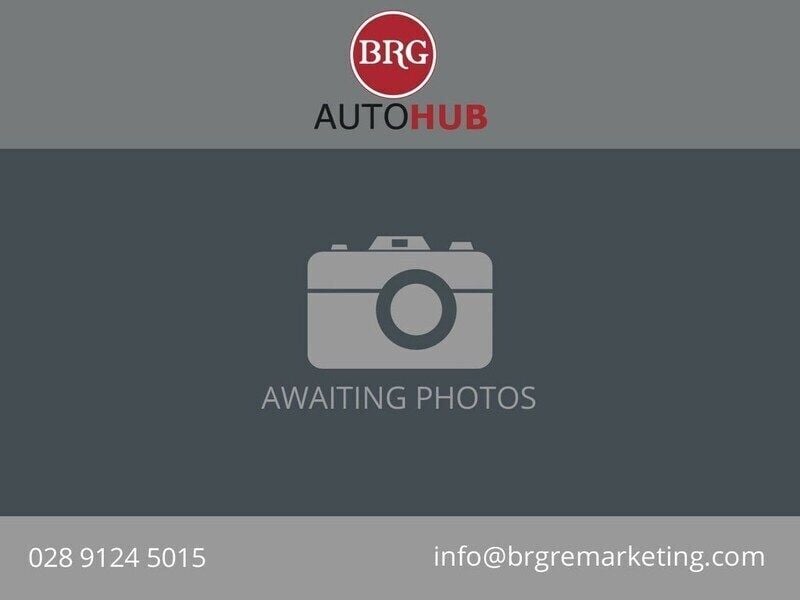 Grey Used 2015 Nissan Navara Tekna Pickup | £9,985 (Fair price) - Image 1/1
