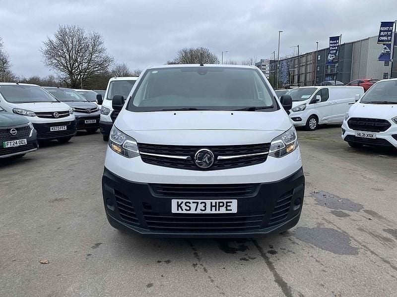 Used Vauxhall Vivaro 100 HP (73 kW) 2023 White MPV