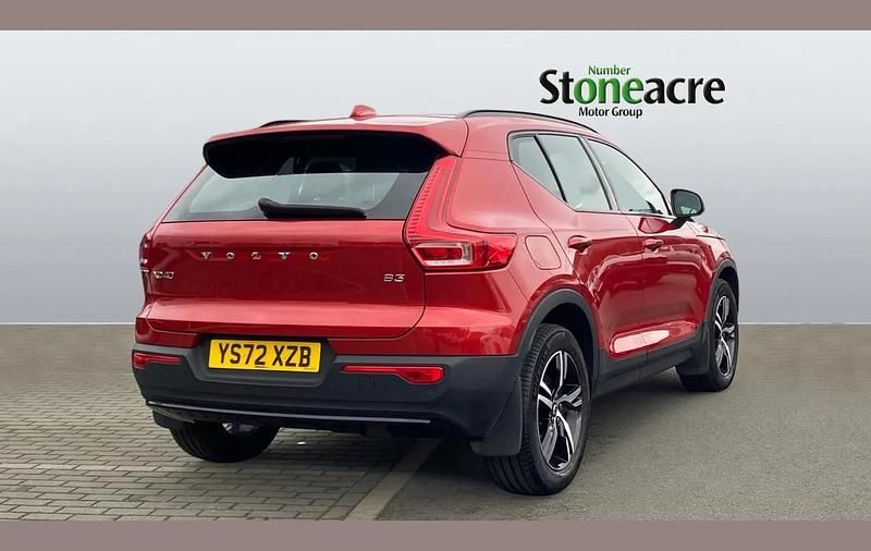 Used Volvo XC40 Plus 161 HP (118 kW) 2023 Red SUV