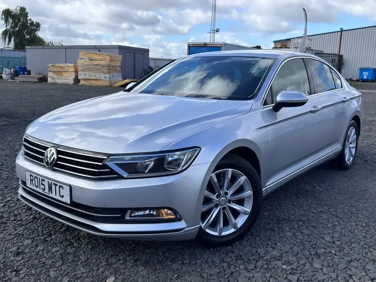 Used VW Passat Business 150 HP (110 kW) 2015 Silver Sedan