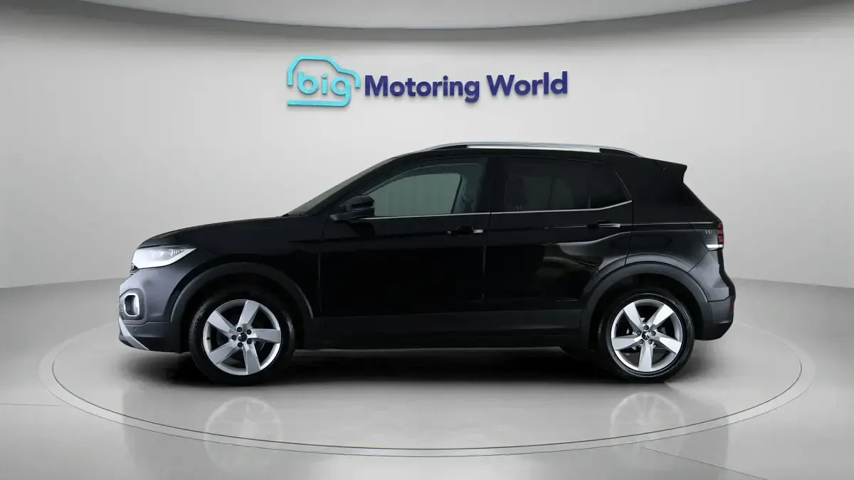 Used VW T-Cross SEL 110 HP (80 kW) 2021 Black SUV
